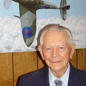 Stocky Edwards - Distinguished World War II Fighting Ace